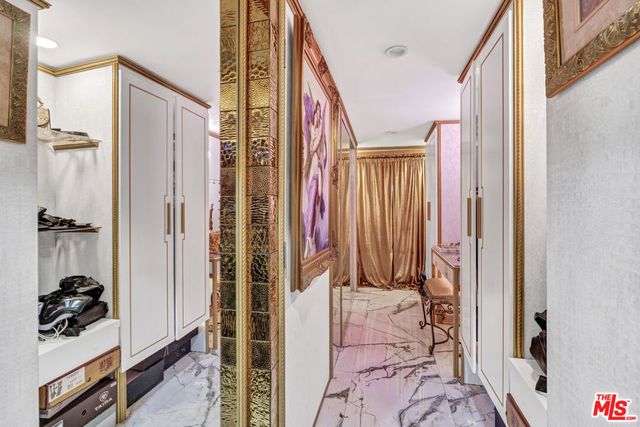 17419 Cohasset Street, Van Nuys, CA 91406