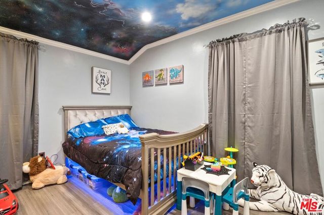 17419 Cohasset Street, Van Nuys, CA 91406