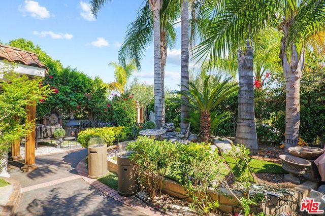 17419 Cohasset Street, Van Nuys, CA 91406