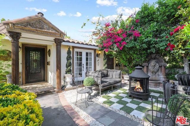 17419 Cohasset Street, Van Nuys, CA 91406