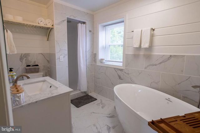 1207 FLOHRS CHURCH RD, Biglerville, PA 17307