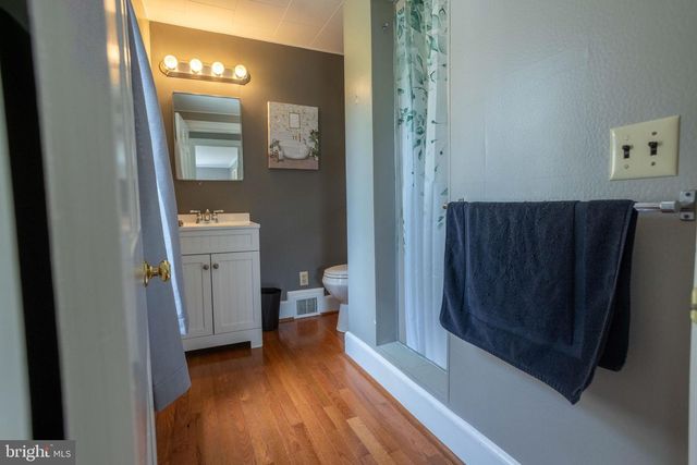 1207 FLOHRS CHURCH RD, Biglerville, PA 17307