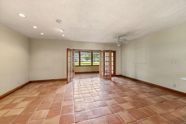 752 Lori Drive 219, Palm Springs, FL 33461