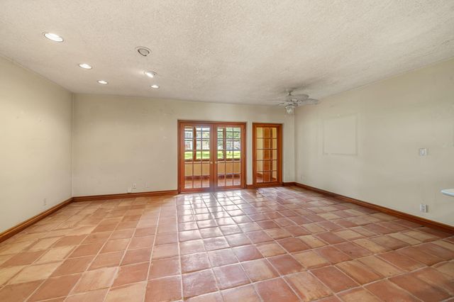 752 Lori Drive 219, Palm Springs, FL 33461