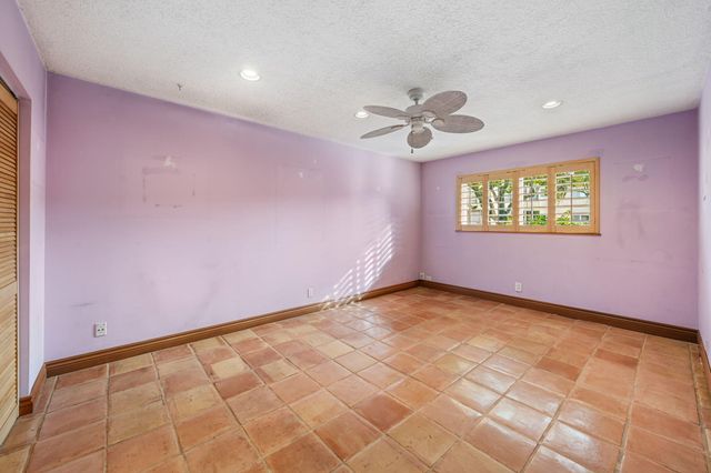 752 Lori Drive 219, Palm Springs, FL 33461