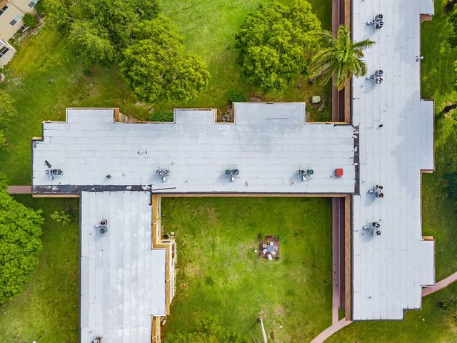 752 Lori Drive 219, Palm Springs, FL 33461