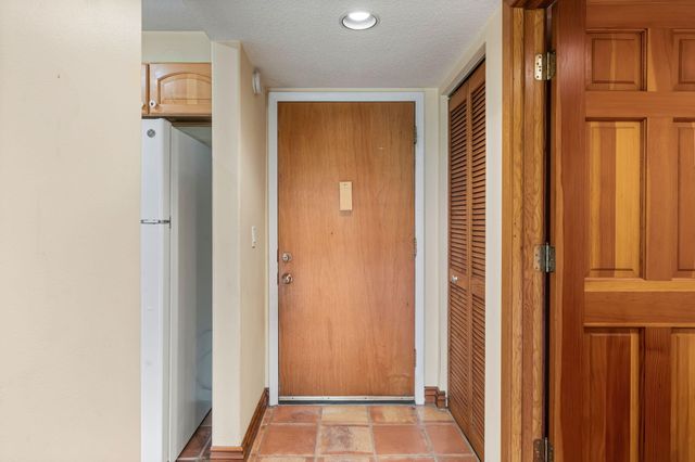 752 Lori Drive 219, Palm Springs, FL 33461