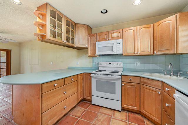 752 Lori Drive 219, Palm Springs, FL 33461