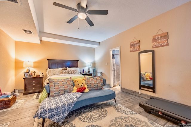 472 County Road 6723, Natalia, TX 78059