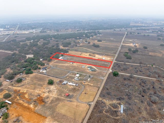 472 County Road 6723, Natalia, TX 78059