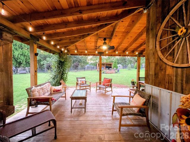 120 Dublin Court, Statesville, NC 28677