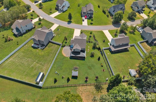 120 Dublin Court, Statesville, NC 28677