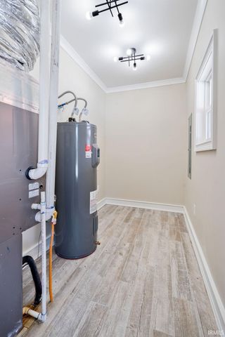 307 W WALNUT Street, Sharpsville, IN 46068