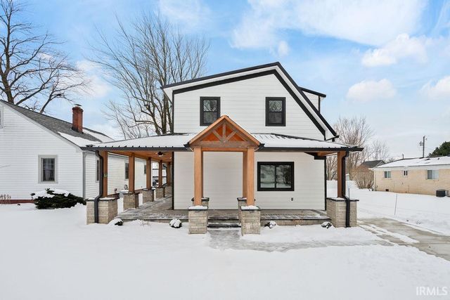 307 W WALNUT Street, Sharpsville, IN 46068