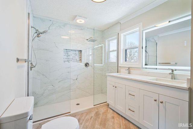 307 W WALNUT Street, Sharpsville, IN 46068