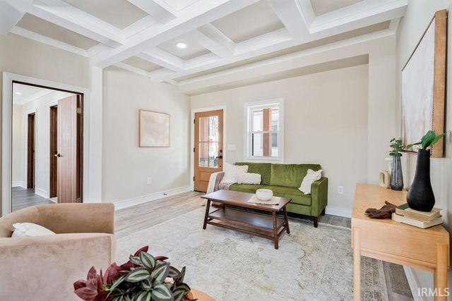 307 W WALNUT Street, Sharpsville, IN 46068