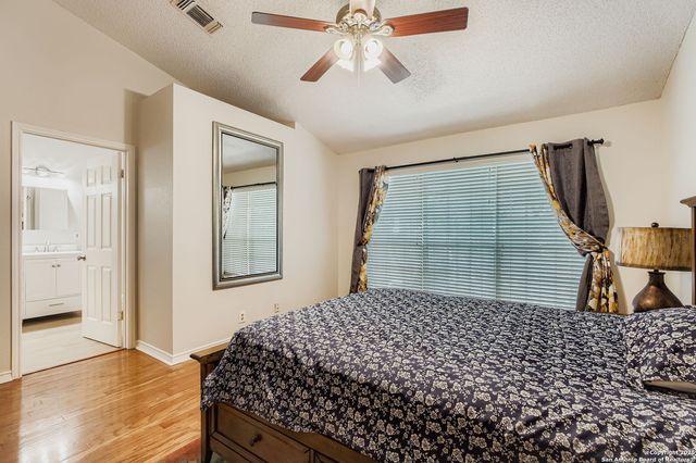 9319 Fishers Hill, San Antonio, TX 78240