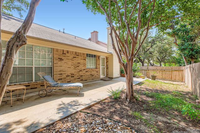 9319 Fishers Hill, San Antonio, TX 78240