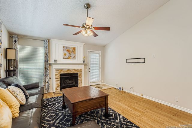 9319 Fishers Hill, San Antonio, TX 78240