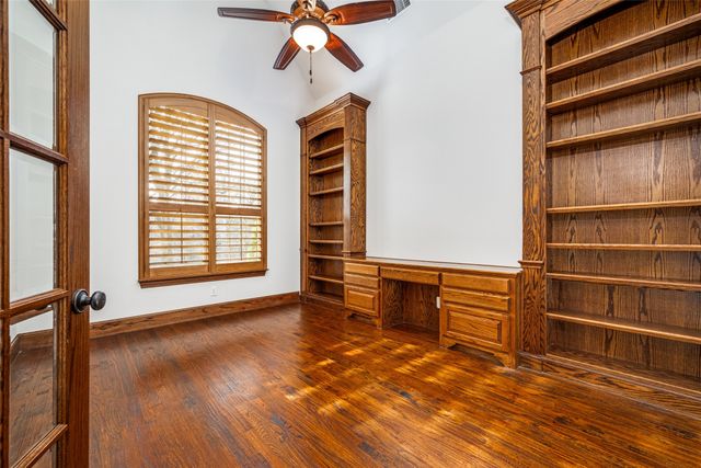 1401 Goldenrod Circle, Lantana, TX 76226