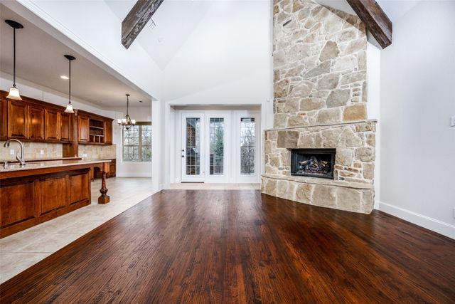 1401 Goldenrod Circle, Lantana, TX 76226