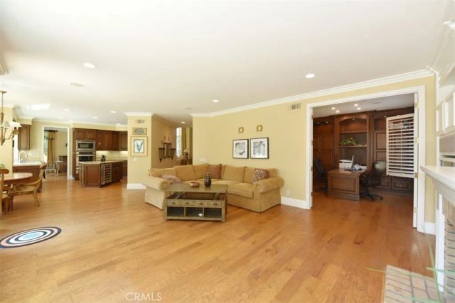 12 Brigadier, Irvine, CA 92603