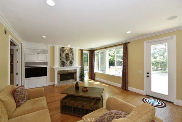 12 Brigadier, Irvine, CA 92603