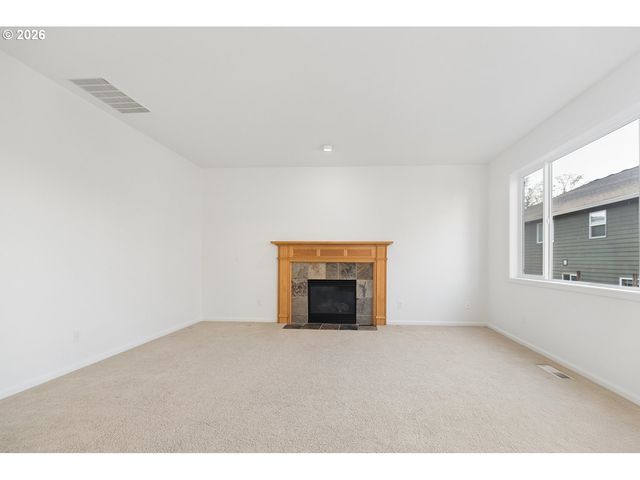 11511 Nw CYRUS Ln, Portland, OR 97229