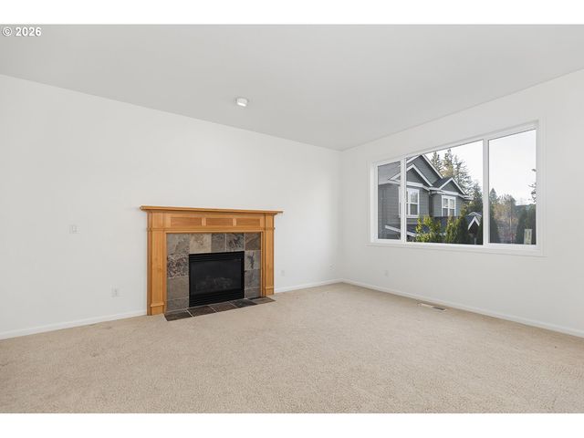11511 Nw CYRUS Ln, Portland, OR 97229