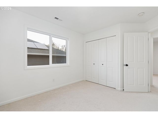 11511 Nw CYRUS Ln, Portland, OR 97229