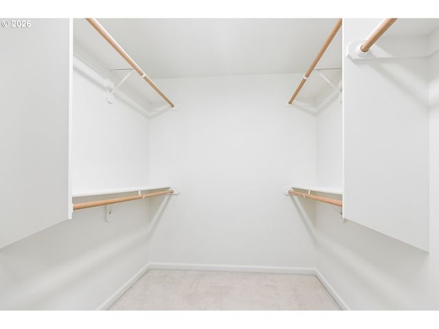 11511 Nw CYRUS Ln, Portland, OR 97229