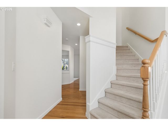 11511 Nw CYRUS Ln, Portland, OR 97229