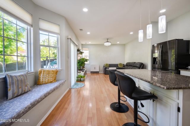 67 Glen Oaks Court, Old Bridge, NJ 08857