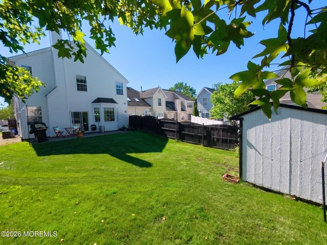 67 Glen Oaks Court, Old Bridge, NJ 08857