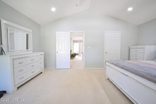 67 Glen Oaks Court, Old Bridge, NJ 08857