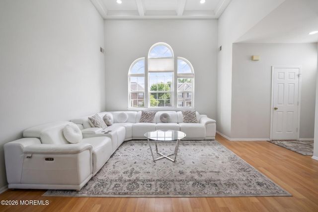 67 Glen Oaks Court, Old Bridge, NJ 08857