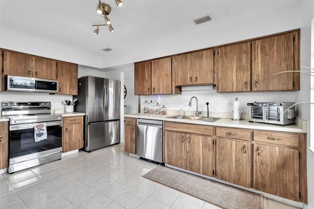 1602 DOWER WAY, Sun City Center, FL 33573