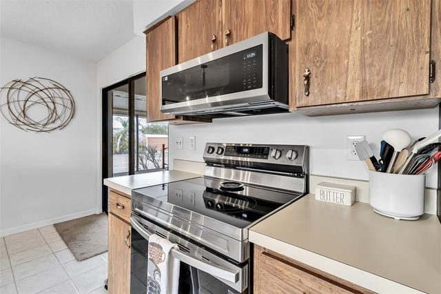 1602 DOWER WAY, Sun City Center, FL 33573