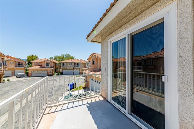 18510 Himalayan Ct, Canyon Country, CA 91351