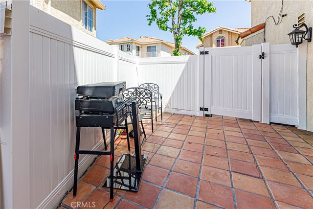 18510 Himalayan Ct, Canyon Country, CA 91351