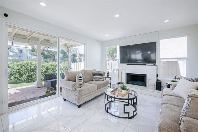 18510 Himalayan Ct, Canyon Country, CA 91351