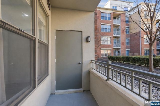 24 Ave At Port Imperial 131, West New York, NJ 07093