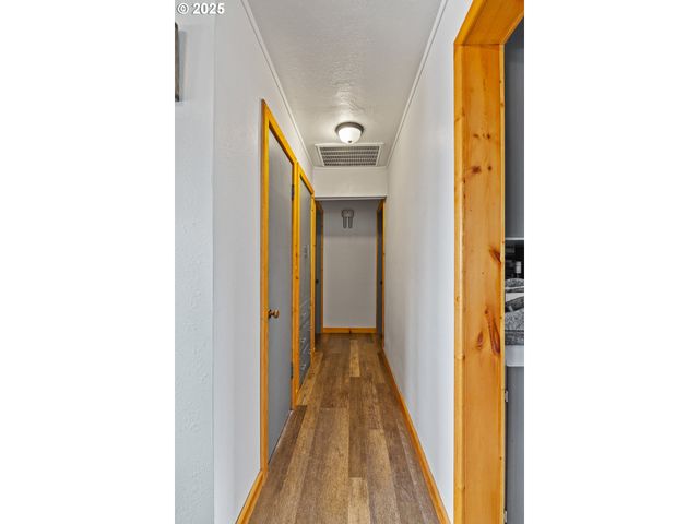 1311 WILLOW St, Myrtle Point, OR 97458