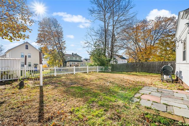 11 Lyman Avenue, North Providence, RI 02911