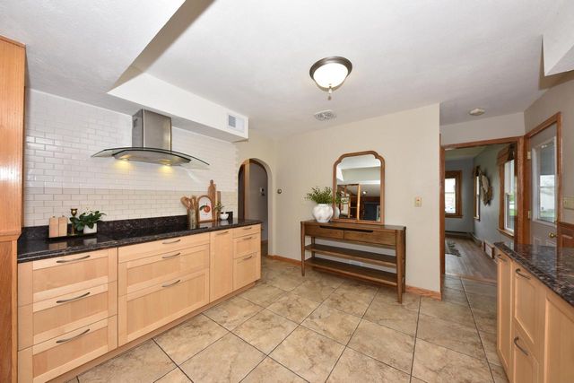 5021 127th STREET, Butler, WI 53007