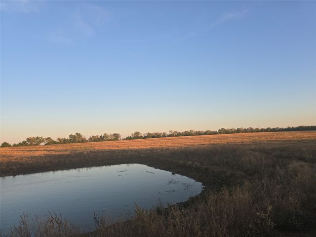 801 COUNTY ROAD 36010, Honey Grove, TX 75446