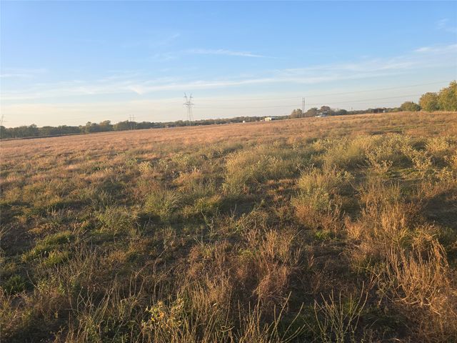 801 COUNTY ROAD 36010, Honey Grove, TX 75446