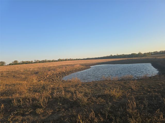 801 COUNTY ROAD 36010, Honey Grove, TX 75446