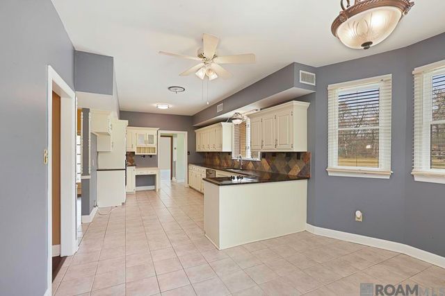 520 Pecan Dr, St Gabriel, LA 70776