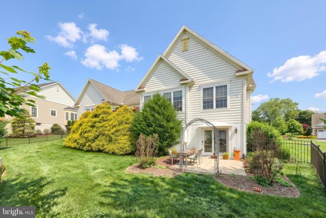 35 WAXWING LN, Gettysburg, PA 17325